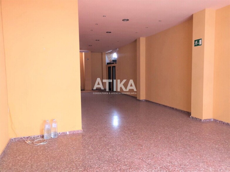 Retail in Ontinyent for sale - Building Photo - Image 2 of 5