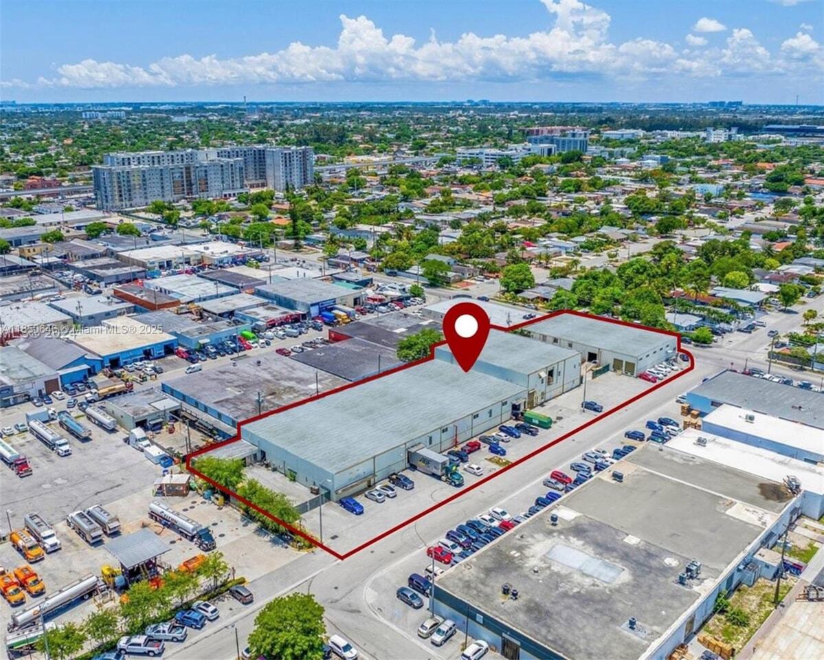 1030-1060 E 30th St, Hialeah, FL for lease Interior Photo- Image 1 of 23