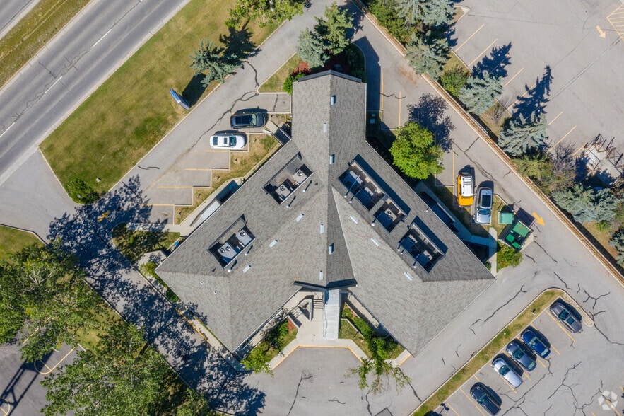 83 Deerpoint Rd SE, Calgary, AB for lease - Aerial - Image 2 of 4