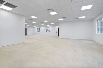 6351 E Broad St, Columbus, OH for lease Interior Photo- Image 1 of 12