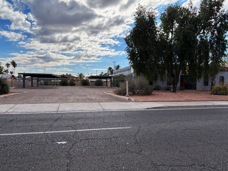 4141 W Bethany Home Rd, Phoenix, AZ for lease - Building Photo - Image 3 of 21