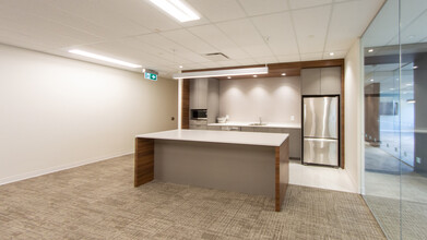 605 5th Ave SW, Calgary, AB for lease Interior Photo- Image 2 of 8