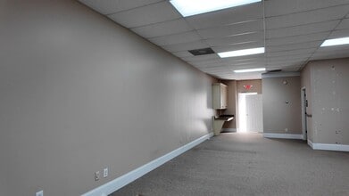 4195 S Lee St, Buford, GA for lease - Commercial Listing Video