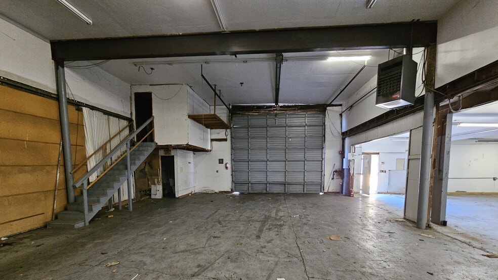 1310 Elm Pl, Kelso, WA for sale - Building Photo - Image 3 of 10