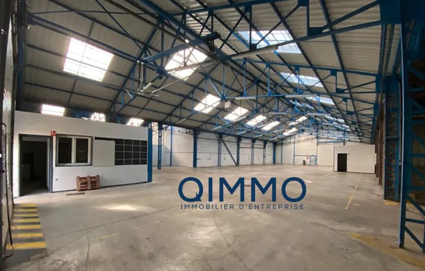 Flex in Brebières for lease Building Photo- Image 1 of 2