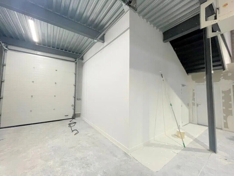 Office in Cormeilles-en-Parisis for lease - Interior Photo - Image 3 of 9