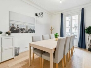 Coworking Space in Paris for lease Interior Photo- Image 2 of 6