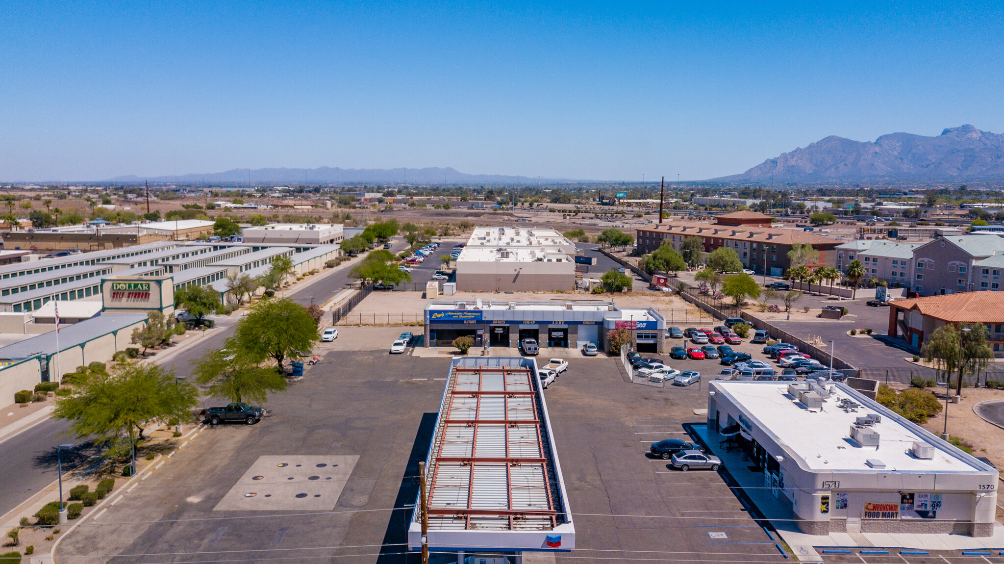 1570 W Grant Rd, Tucson, AZ 85745 - Chevron Gas Station | LoopNet.com