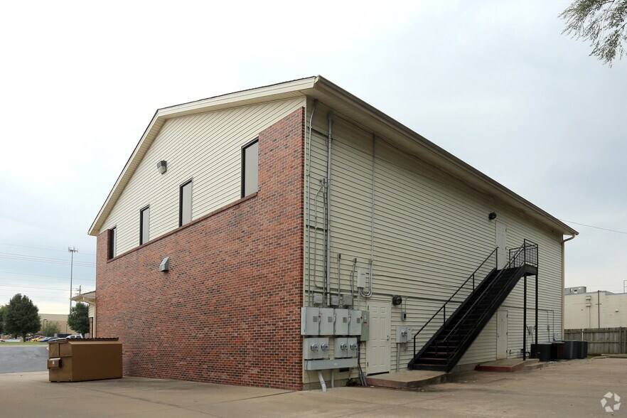 8030 S Memorial Dr, Tulsa, OK for sale - Building Photo - Image 1 of 1