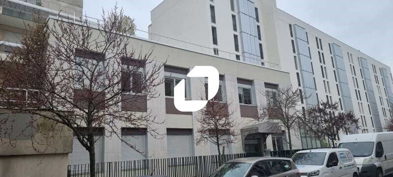 Office in Les Lilas for sale Building Photo- Image 1 of 2