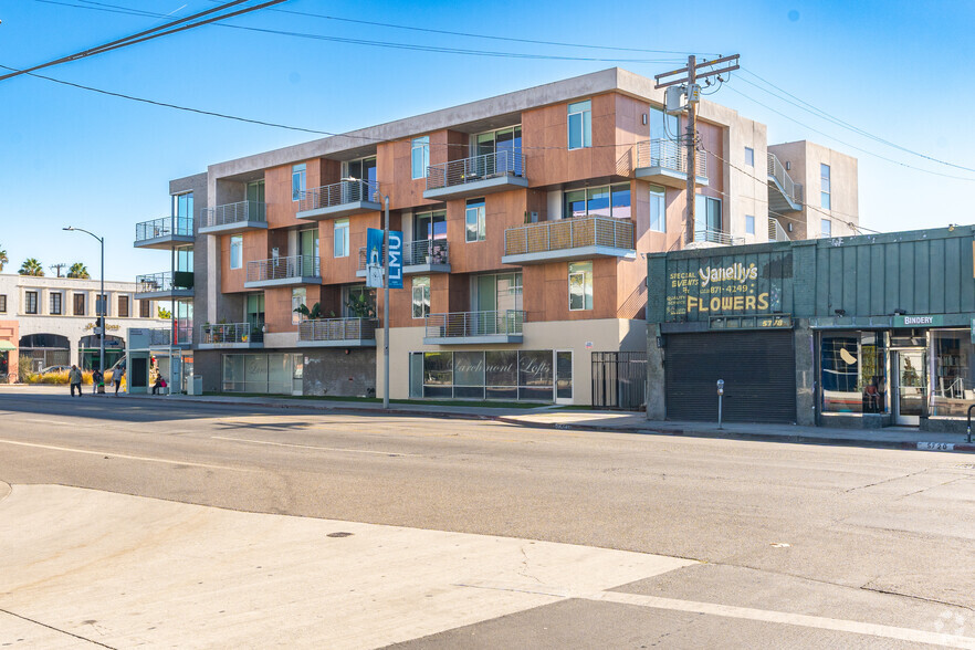 5700 Melrose Ave, Los Angeles, CA for sale - Primary Photo - Image 1 of 1