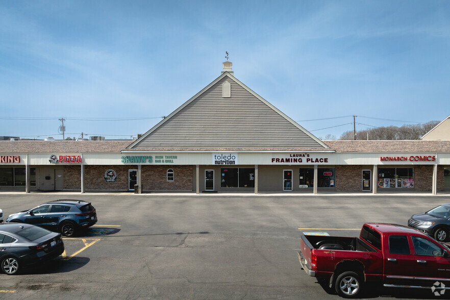 4400 Heatherdowns Blvd, Toledo, OH for lease - Building Photo - Image 3 of 6