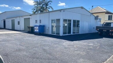 1 Tomlinson St, Bundaberg East for lease Building Photo- Image 2 of 11