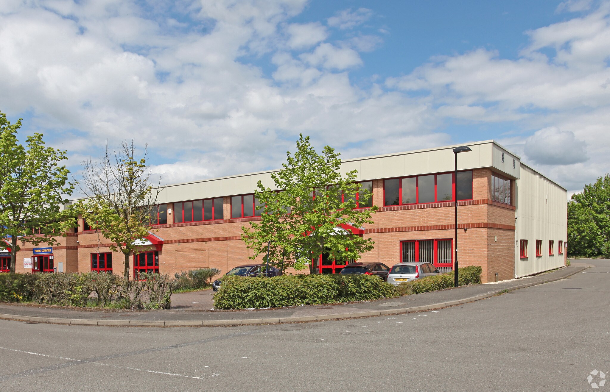 Avenue Two, Witney for sale Primary Photo- Image 1 of 1