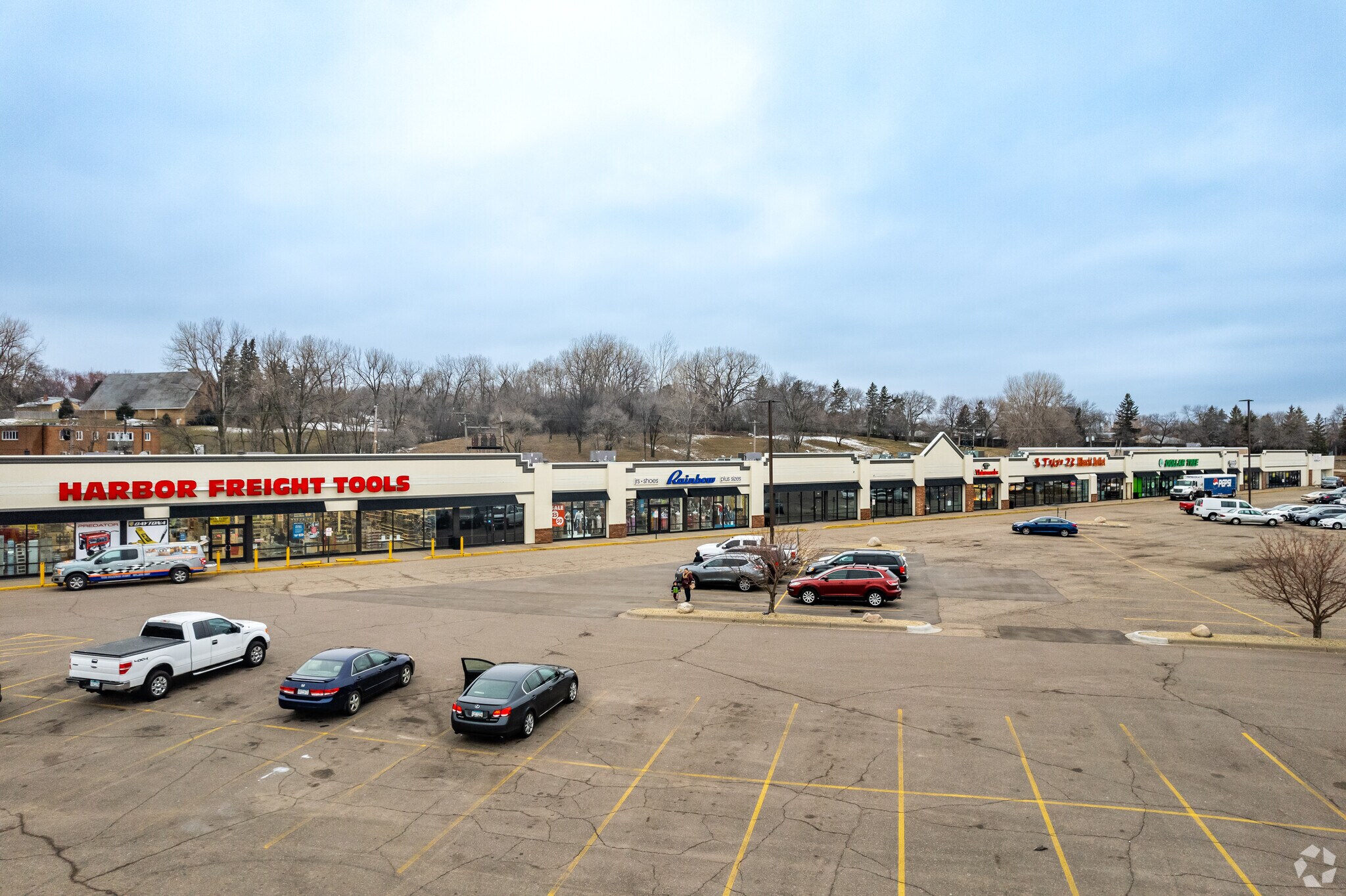 1201 Robert St S, West Saint Paul, MN 55118 Signal Hills Shopping