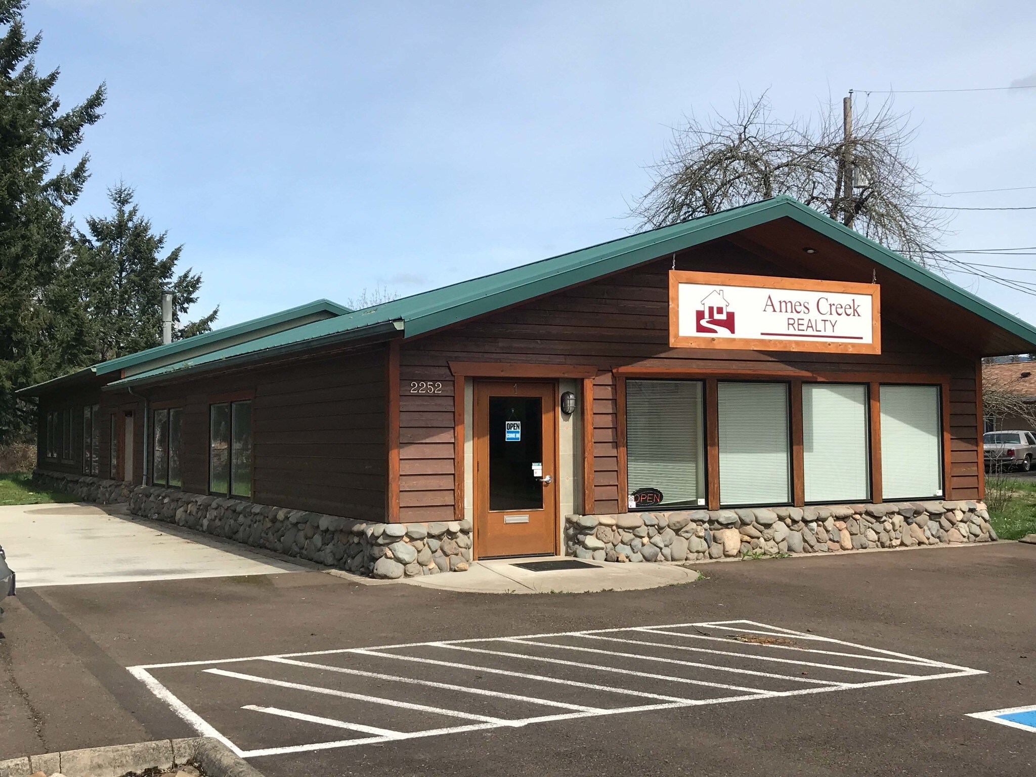 2252 Main St, Sweet Home, OR for sale Building Photo- Image 1 of 1