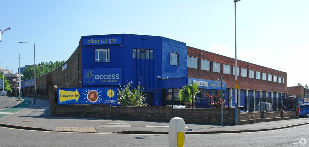 Nestles Ave, Hayes for lease - Building Photo - Image 3 of 10