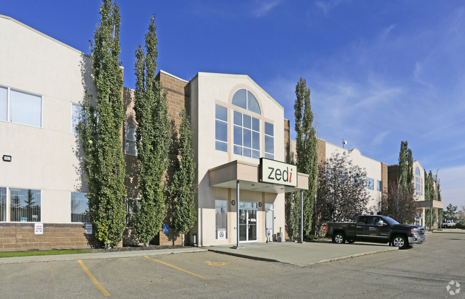 1851-1855 94 St NW, Edmonton, AB for lease - Building Photo - Image 3 of 4