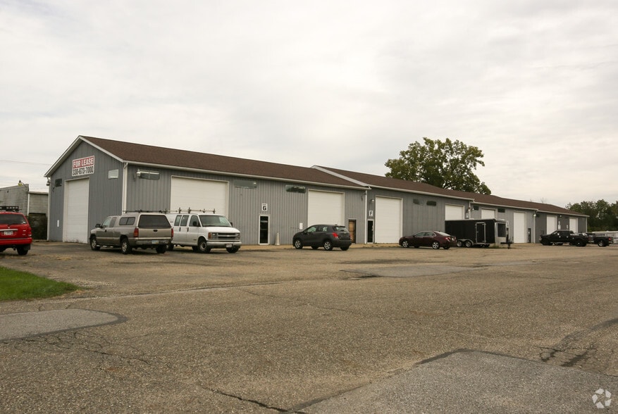 330 Tallmadge Rd, Kent, OH 44240