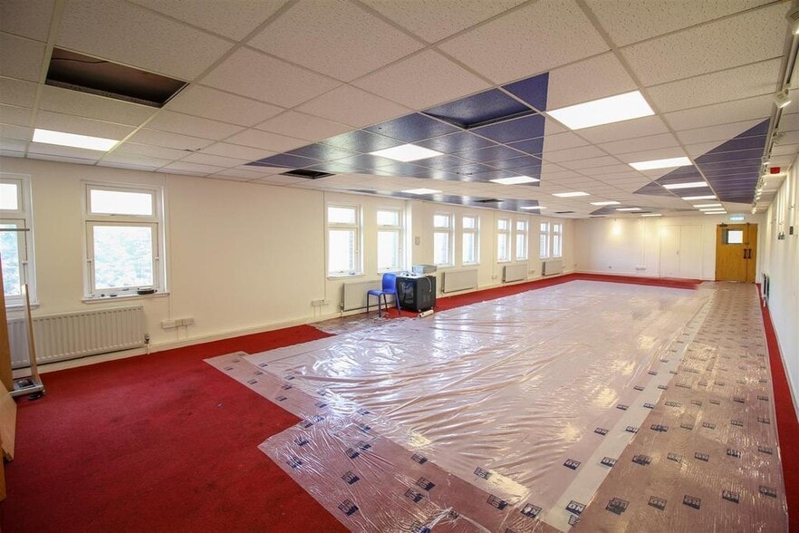 Hamilton Rd, Hawick for lease - Building Photo - Image 1 of 16