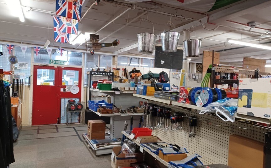 Alphin Brook Rd, Exeter for lease Interior Photo- Image 1 of 5