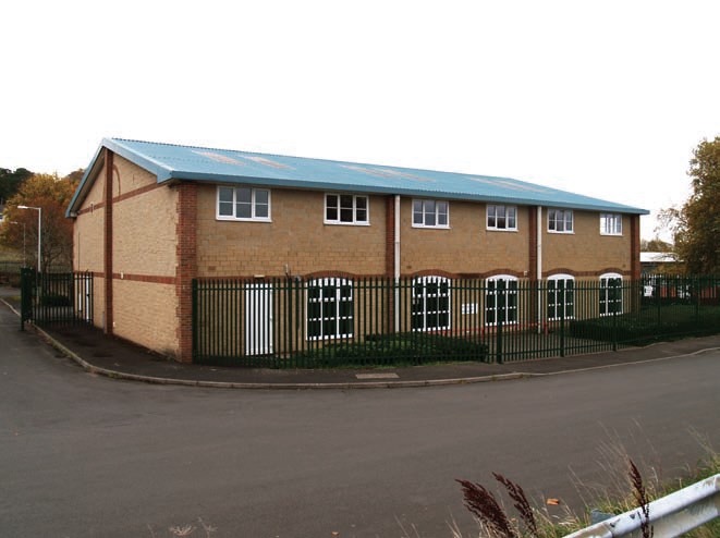 1-2 Northern Way, Crewkerne for lease Primary Photo- Image 1 of 3