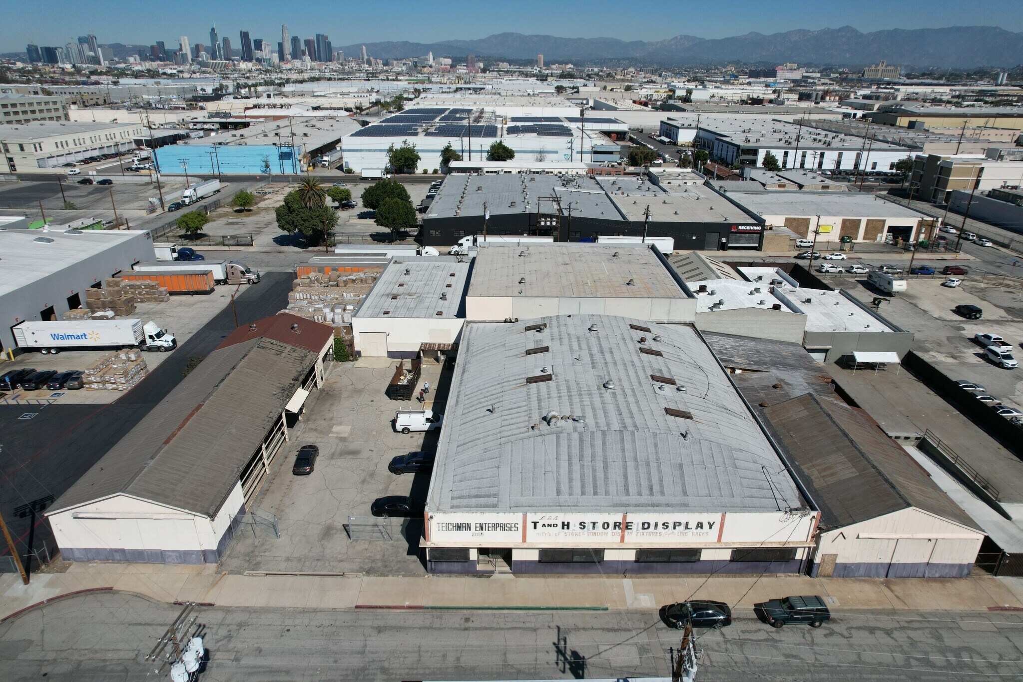 2024 E 45th St, Vernon, CA for sale Primary Photo- Image 1 of 1