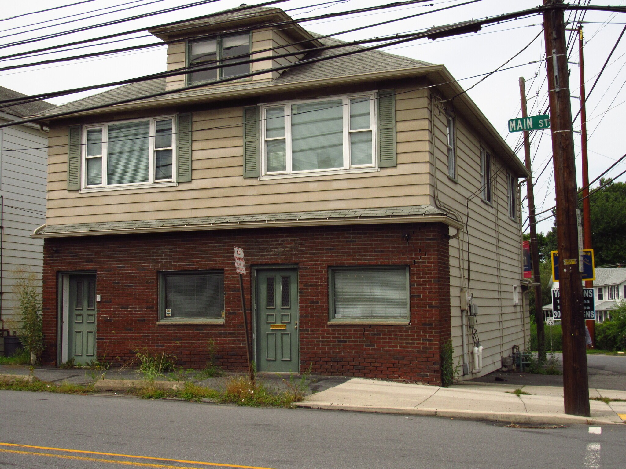 1021 Main St, Avoca, PA for sale Primary Photo- Image 1 of 1