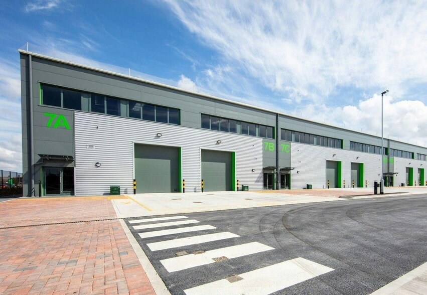 7A-9 Dunnings Bridge Rd, Bootle for lease - Building Photo - Image 2 of 8
