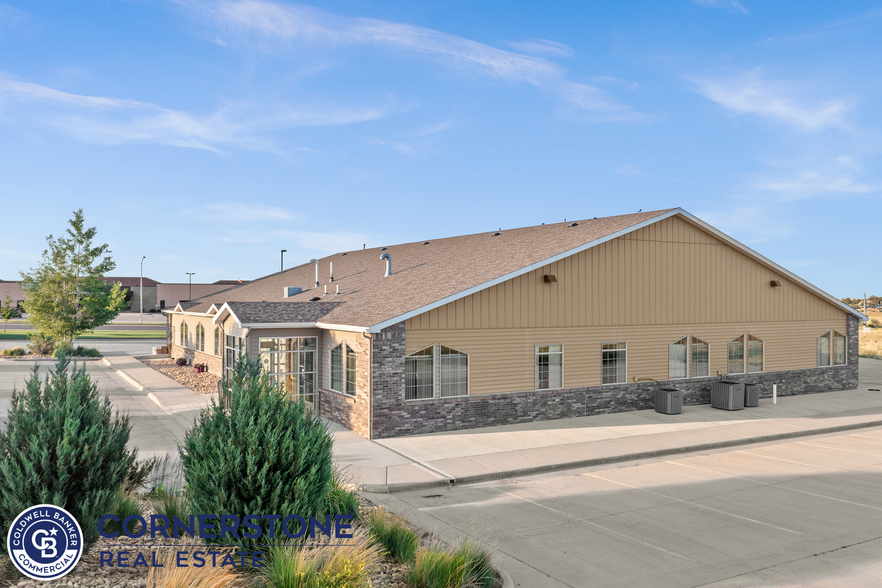 6631 E 2nd St, Casper, WY for sale - Building Photo - Image 1 of 1