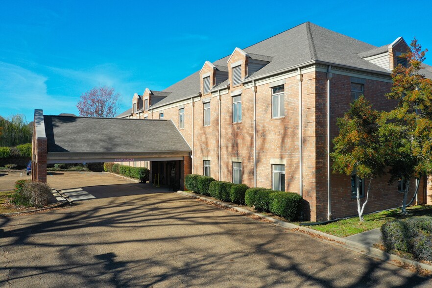 450 Towne Center Blvd, Ridgeland, MS for sale - Building Photo - Image 3 of 6