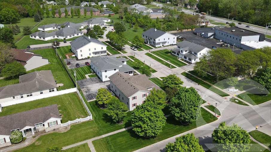 4219 Parkcliff Ln, Toledo, OH for sale - Primary Photo - Image 1 of 1