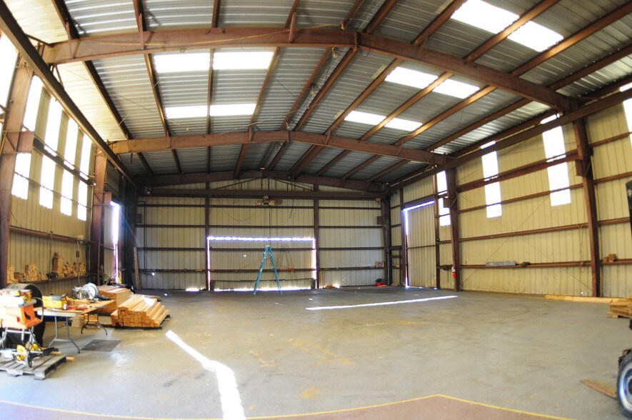 231 Raceway Rd SE, Leland, NC for sale - Building Photo - Image 1 of 1