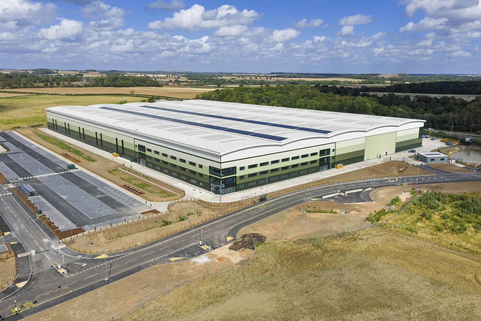 Aveling Way, Worksop for lease Building Photo- Image 1 of 26