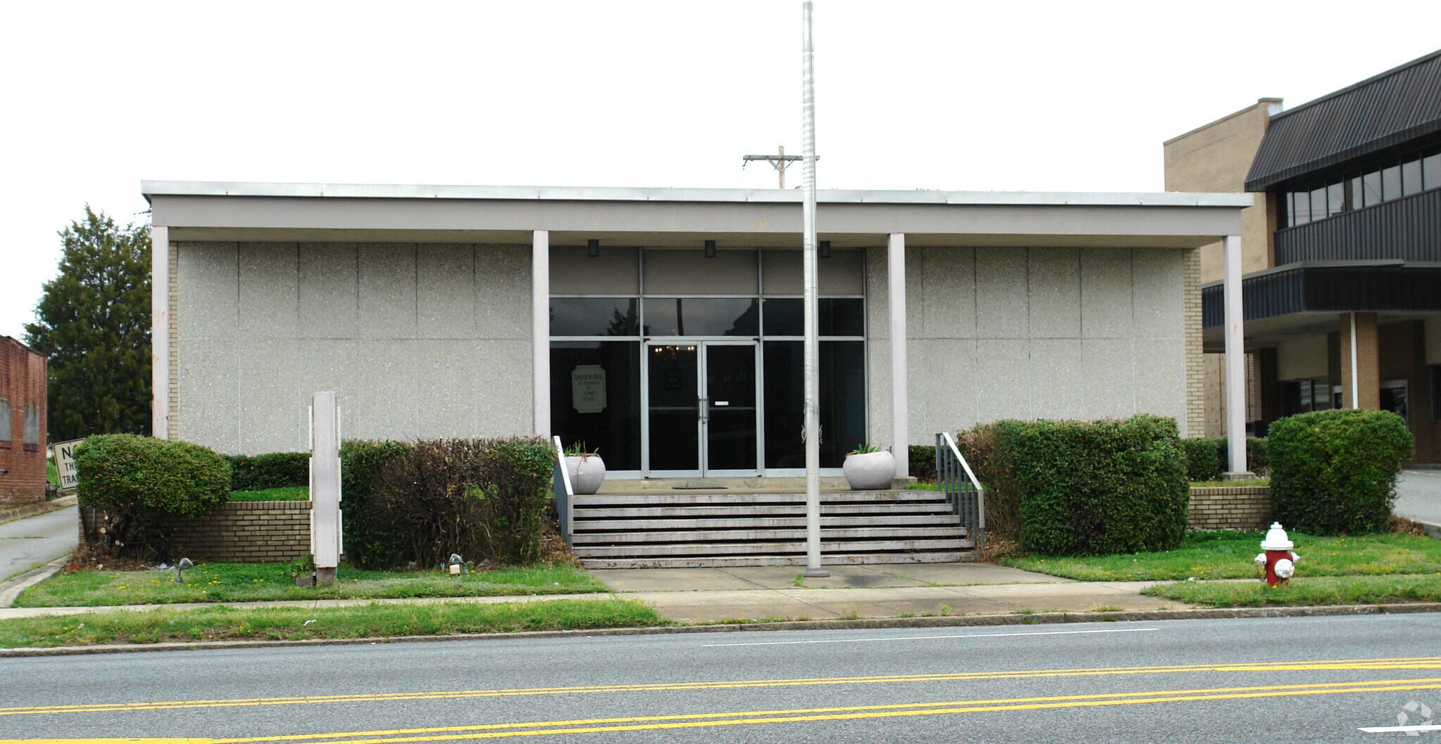 704 N Main St, High Point, NC for sale Primary Photo- Image 1 of 1
