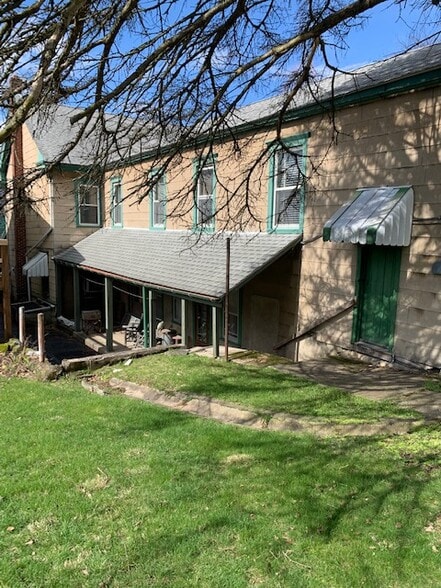 735 Front St, Catasauqua, PA for sale - Building Photo - Image 3 of 9