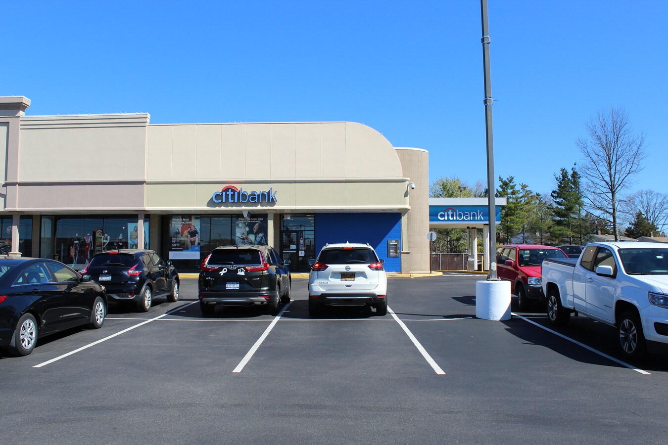 33353337 Hempstead Tpke, Levittown, NY, 11756 Retail Space For Lease