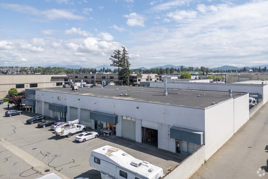 30950 Wheel Ave, Abbotsford, BC for lease - Building Photo - Image 2 of 3
