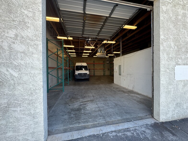 2612 W Townley Ave, Phoenix, AZ for lease - Building Photo - Image 2 of 8