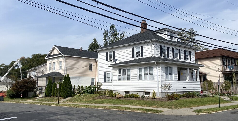 26 Ann St, West Harrison, NY 10604