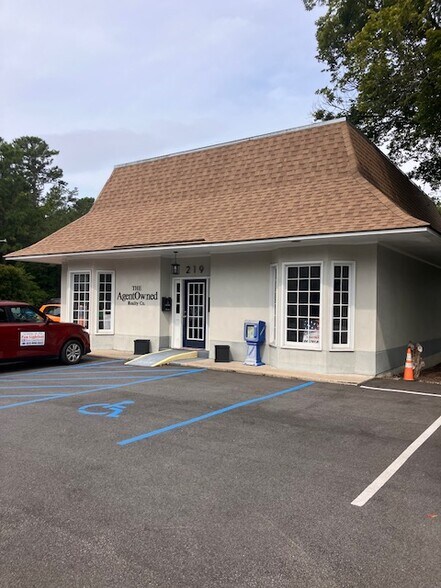 219 N Highway 52, Moncks Corner, SC for sale - Building Photo - Image 1 of 1