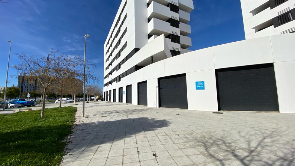 Calle Francisco González García, 3, Sevilla, Sevilla for lease - Building Photo - Image 2 of 6
