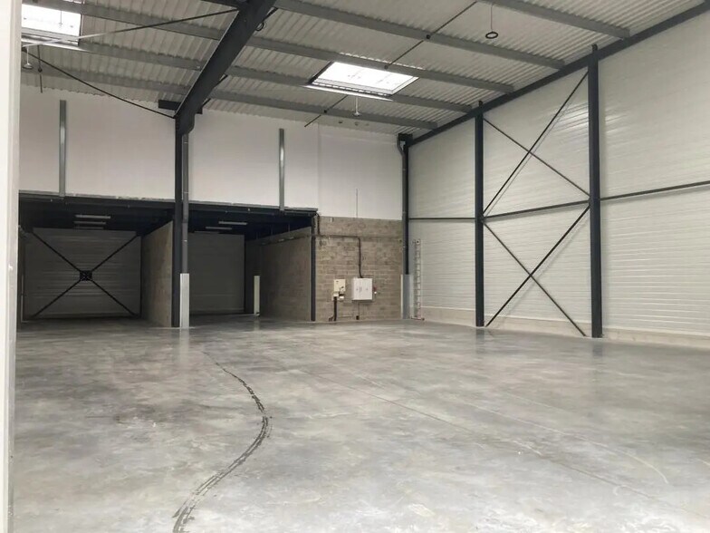 Flex in Gellainville for sale - Interior Photo - Image 2 of 14