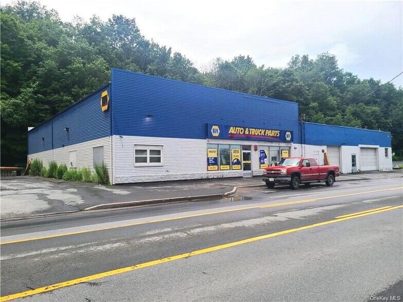 144 Mill St, Liberty, NY for sale - Building Photo - Image 2 of 18