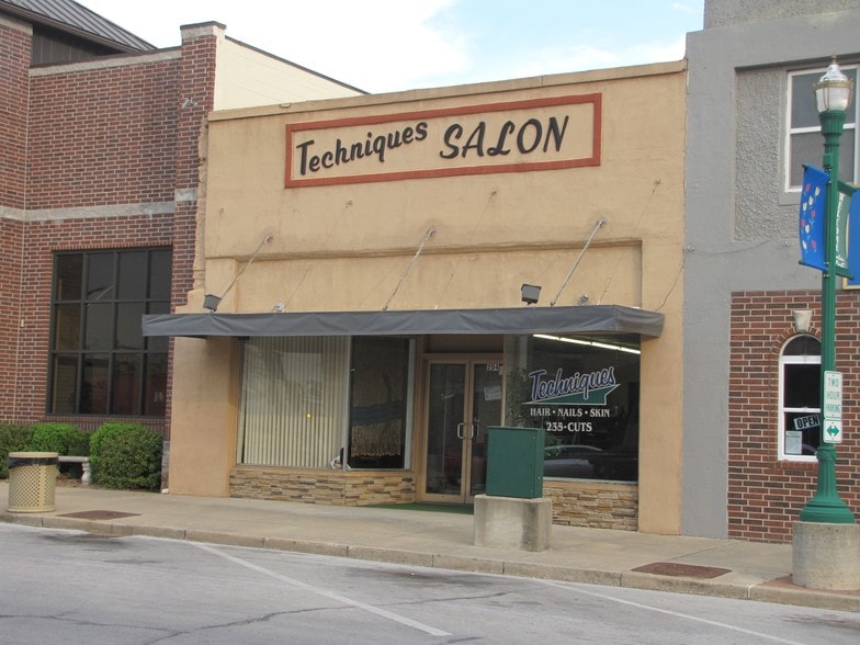 204 E Broadway St, Monett, MO for sale - Building Photo - Image 1 of 1
