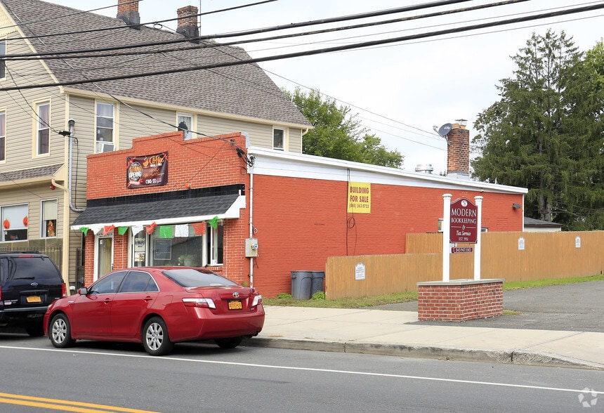 80 Railroad Ave, Garnerville, NY for sale - Primary Photo - Image 1 of 1