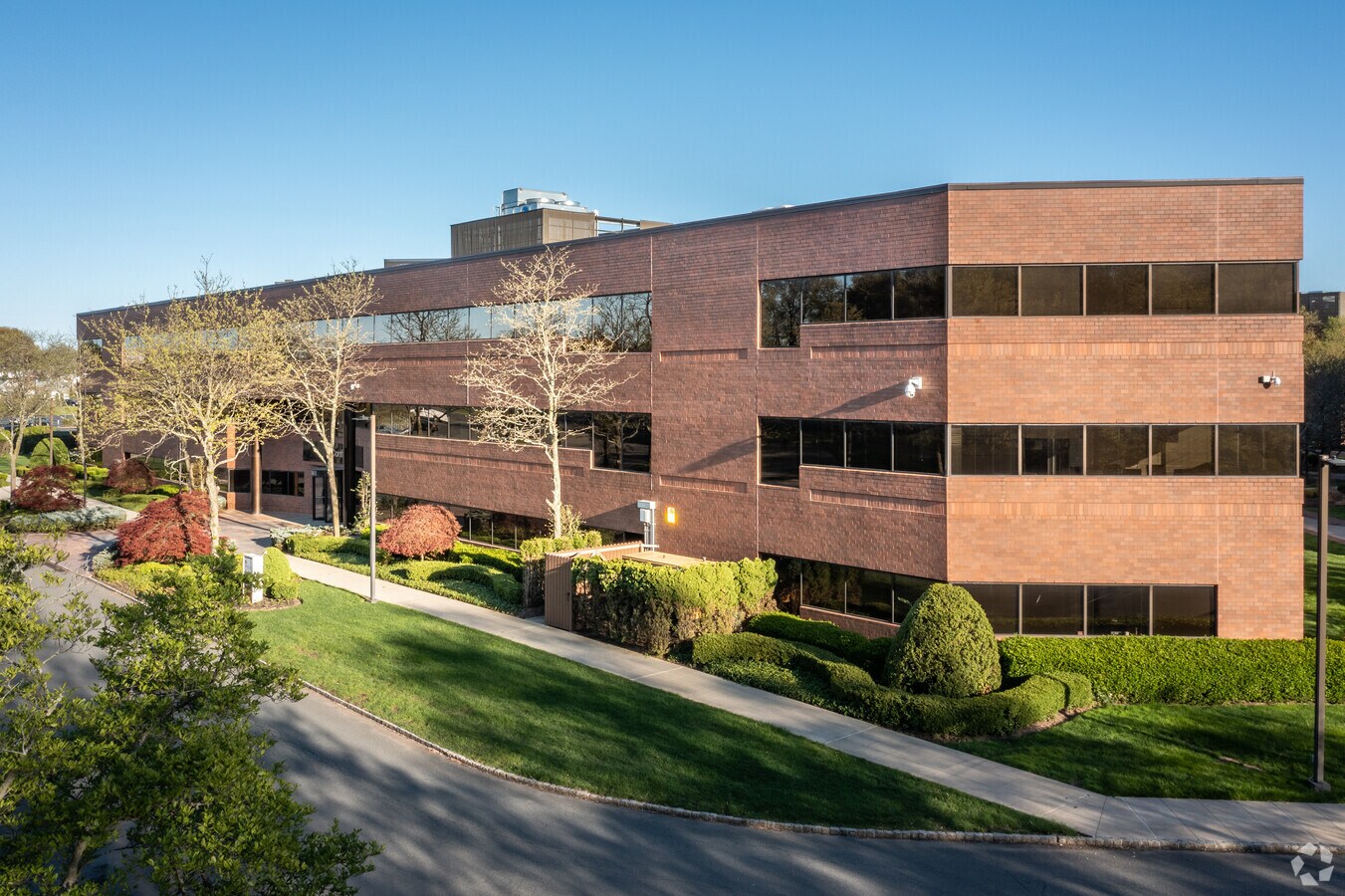 2045 Lincoln Hwy, Edison, NJ 08817 | LoopNet.com