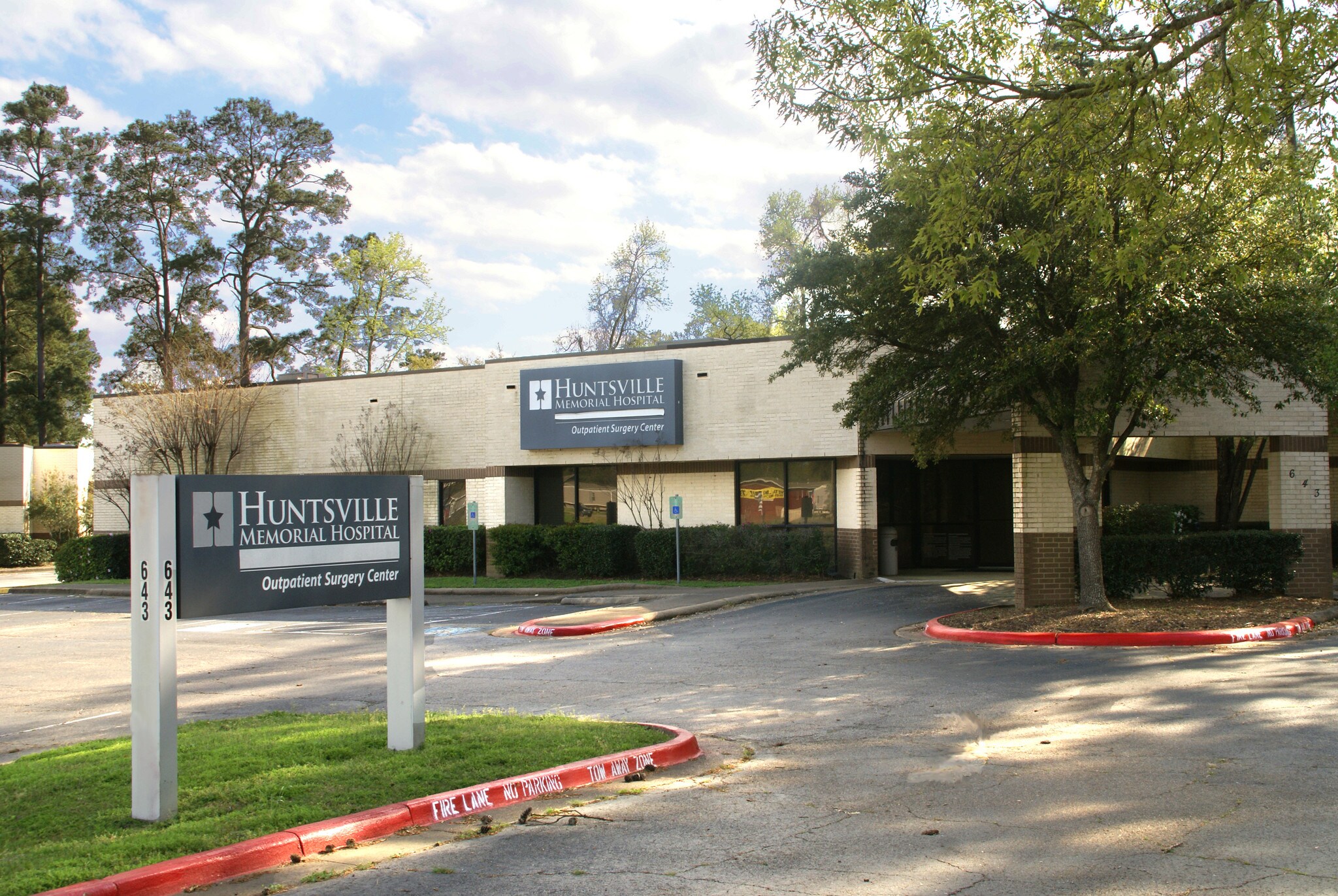 643 Interstate 45 S, Huntsville, TX for sale Primary Photo- Image 1 of 1