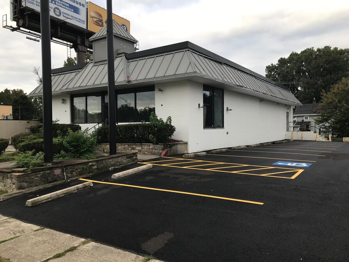 2050 State Rd, Cuyahoga Falls, OH 44223