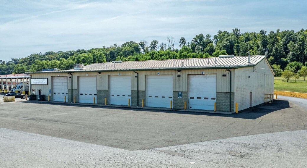 1460 N Ridge Rd, Milton, PA for sale Primary Photo- Image 1 of 1